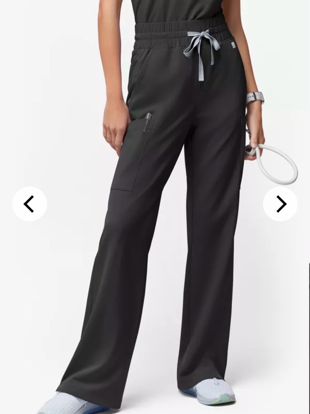 ReSurg Crystal Women’s 7 Pocket High-Waisted Scrubs (Small Tall)